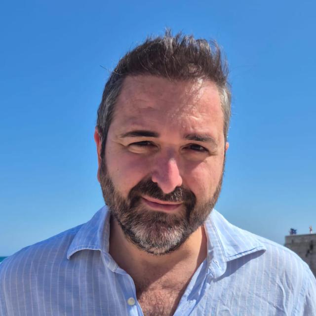 Javier Escaño Pérez
